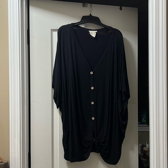 Black button up tie front top from chic soul - Picture 1 of 6